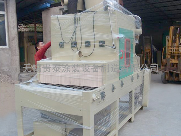 自動輸送式噴砂機
